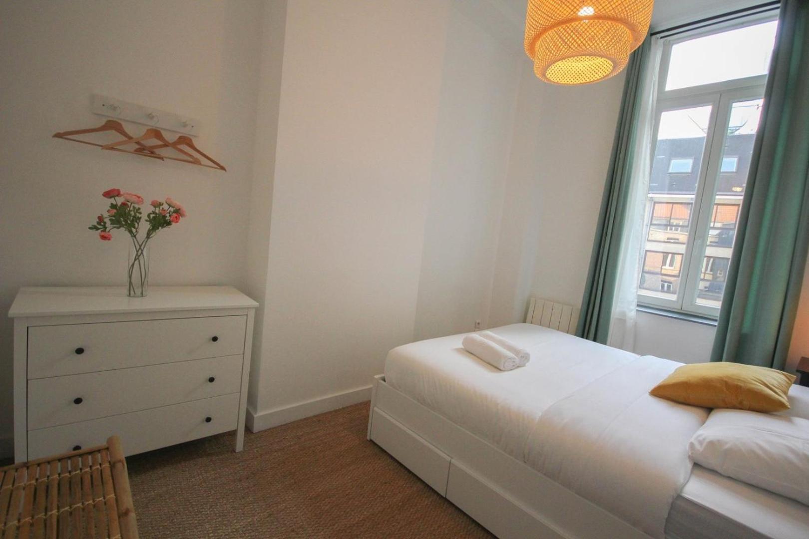2-Bedroom Flat + Private Car Park. 里尔 外观 照片