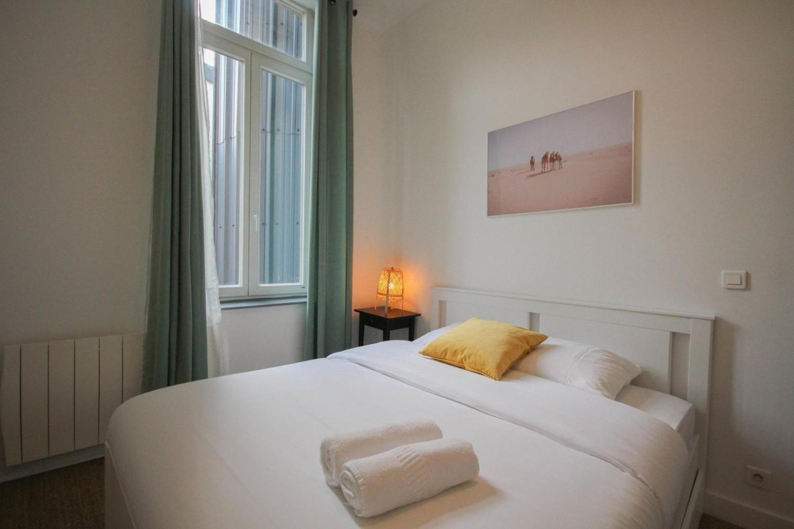 2-Bedroom Flat + Private Car Park. 里尔 外观 照片